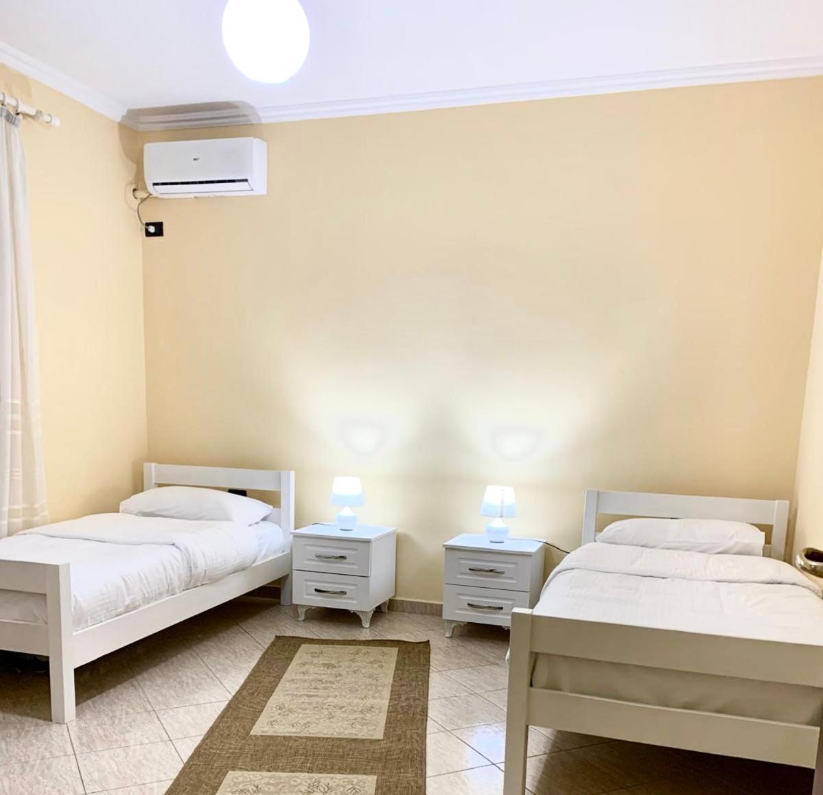 Heart Of Tirana Villa Luaran gambar