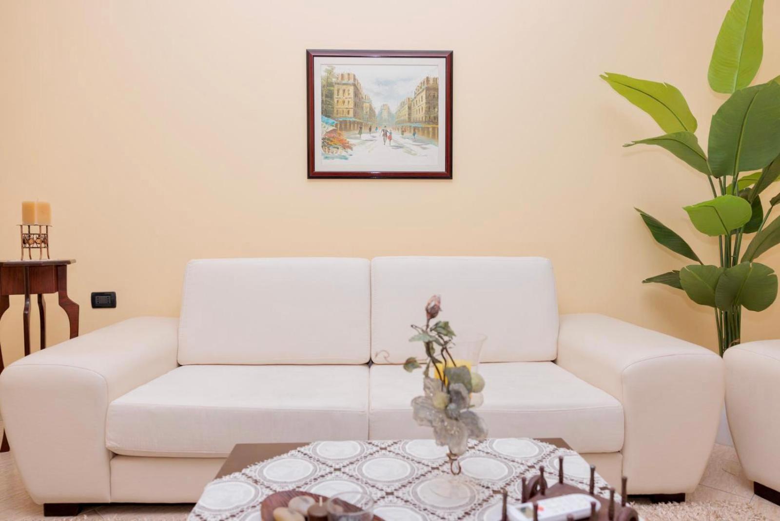 Heart Of Tirana Villa Luaran gambar